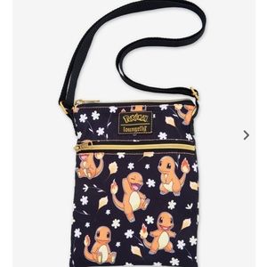 🔥 Loungefly Pokemon Charmander Flower Passport Crossbody Bag